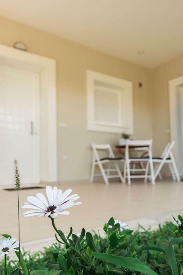 Sofia Apartment Kalamata Exterior photo
